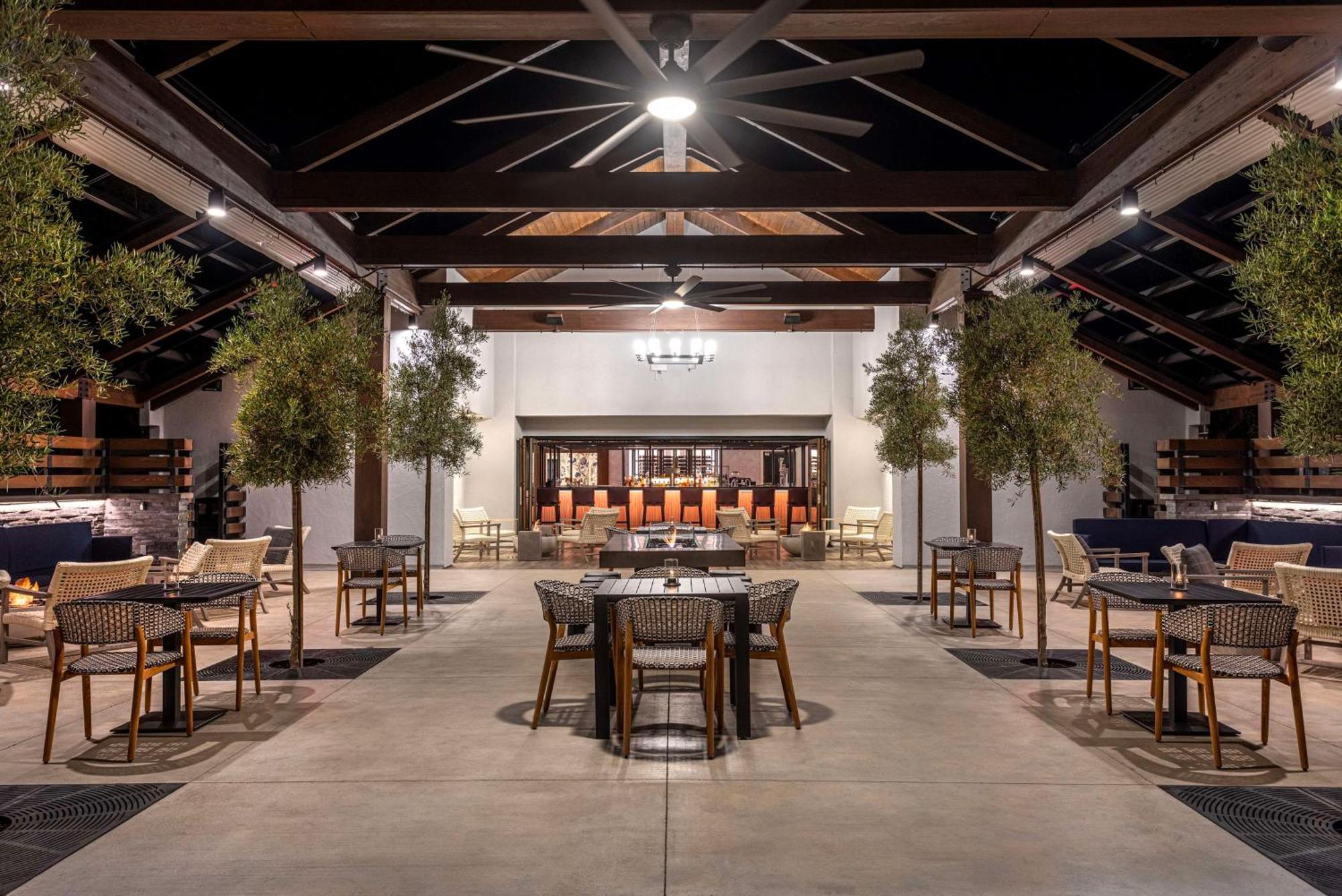 The Hadsten Solvang, Tapestry Collection By Hilton Buitenkant foto